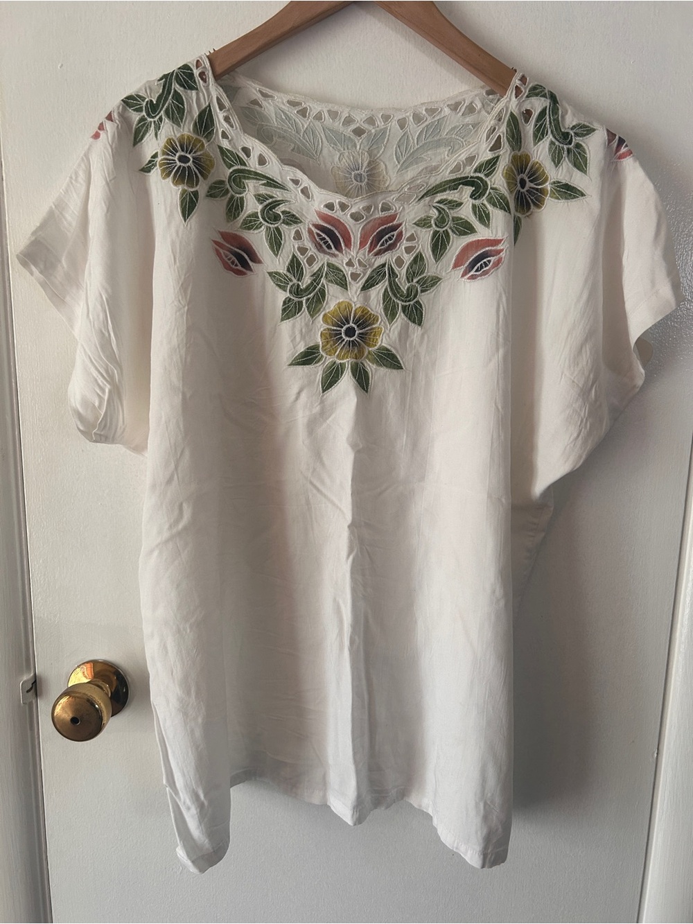 Women's White Embroidered Eyelet Floral Peasant Top